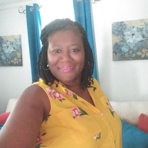 Meet your Posher, Lisha